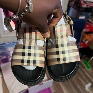 Burberry Sandals; girls